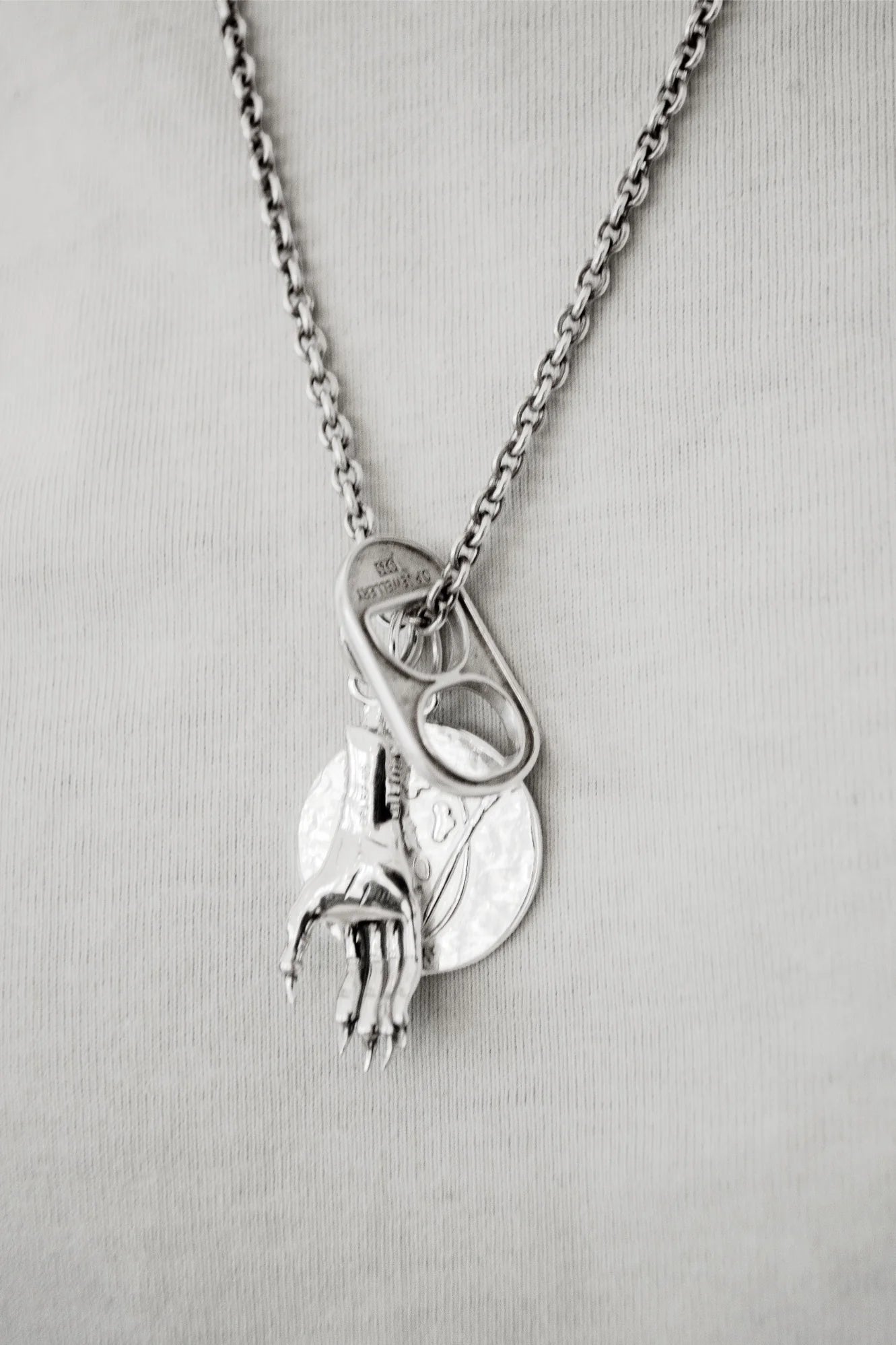 Magpie Hand Pendant