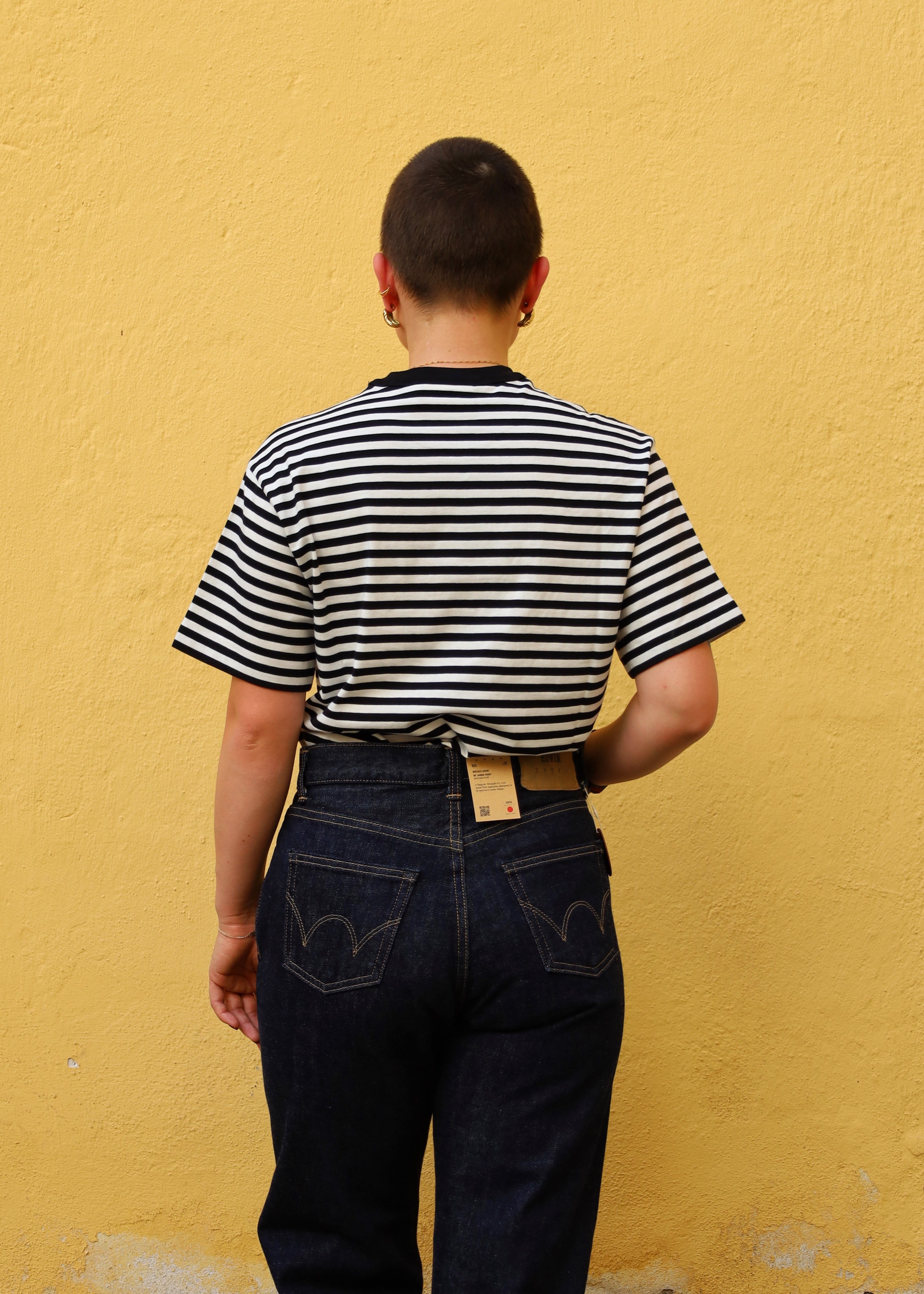W' Essy Tee - Black/Wax