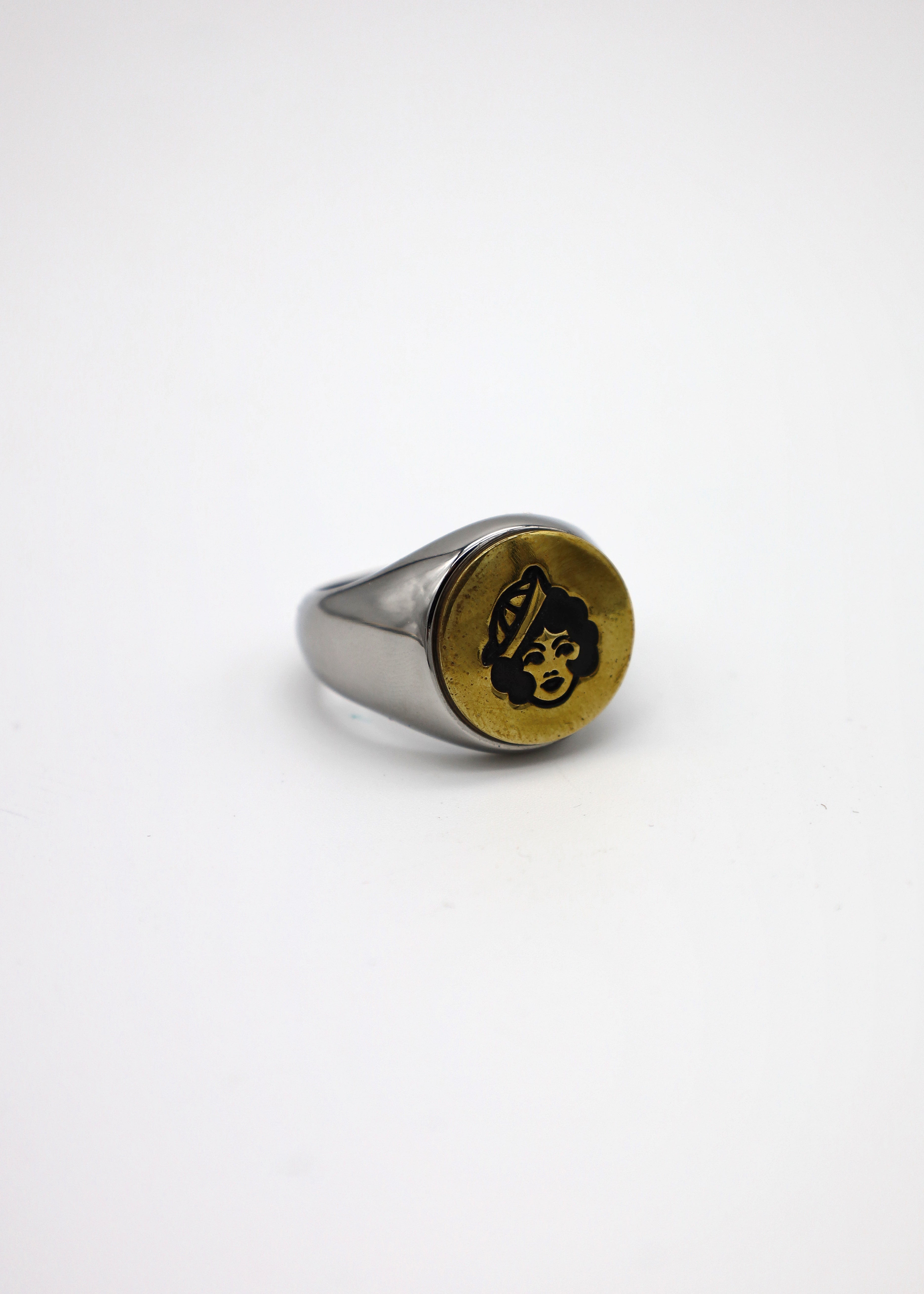 Pin Up Ring B58