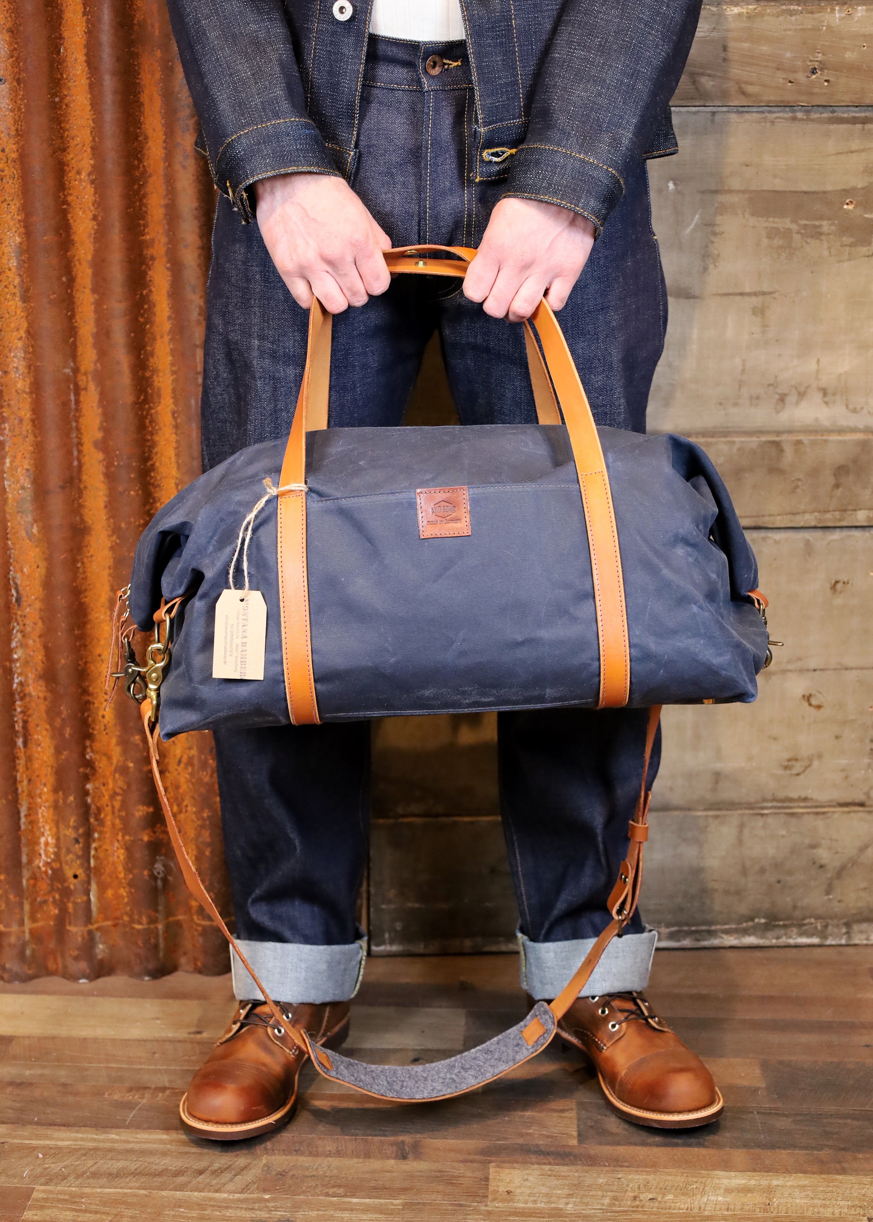 Weekender Waxed Cotton Navy